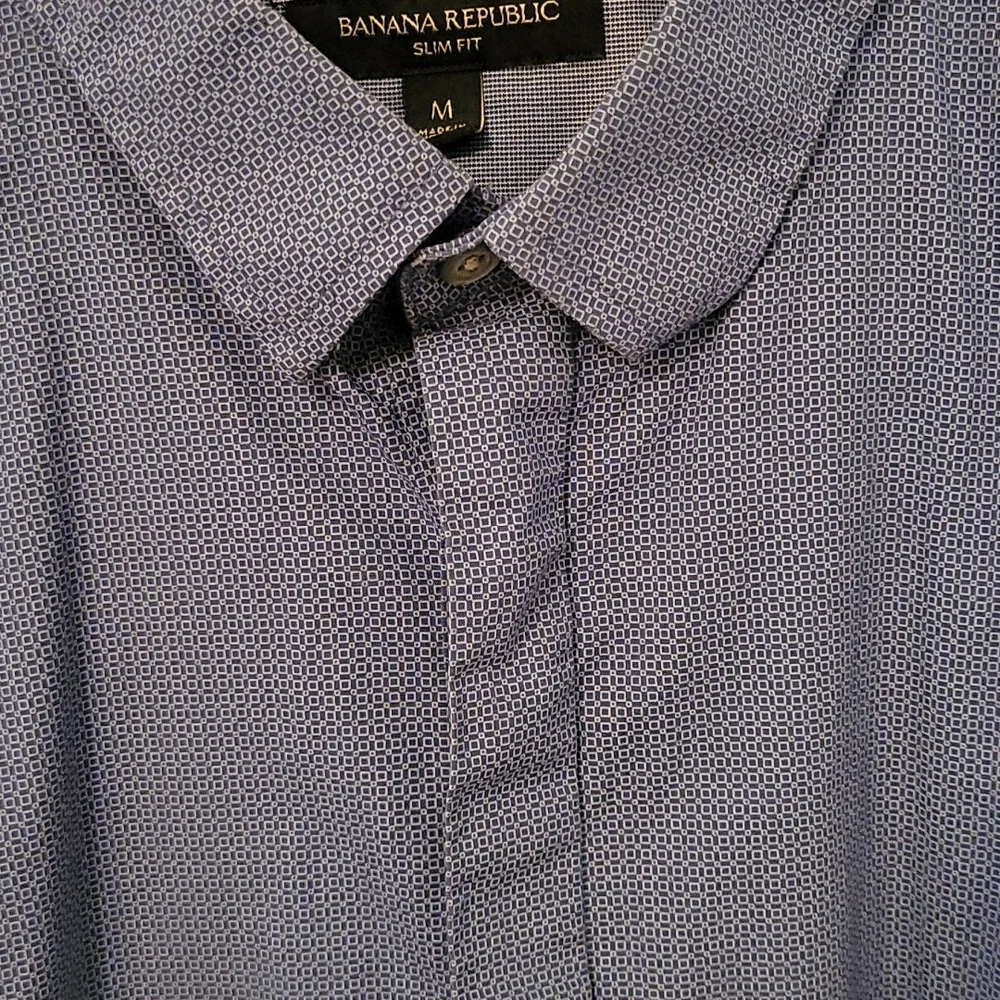 Banana Republic Blue Button Down Shirt, Size Medium